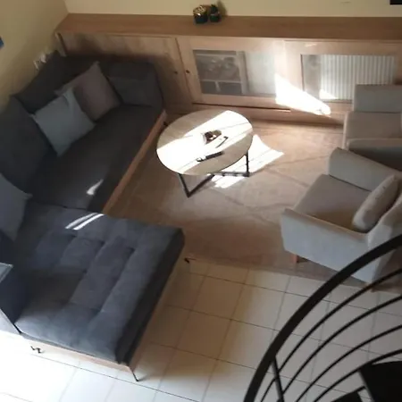 - Eleftheria Villa Sissi