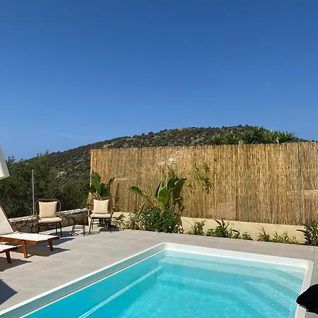 - Eleftheria Villa Sissi (Crete)